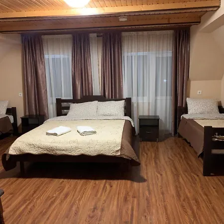 Вишиванка Hotel *