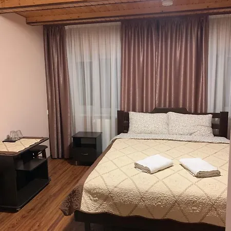 Вишиванка *