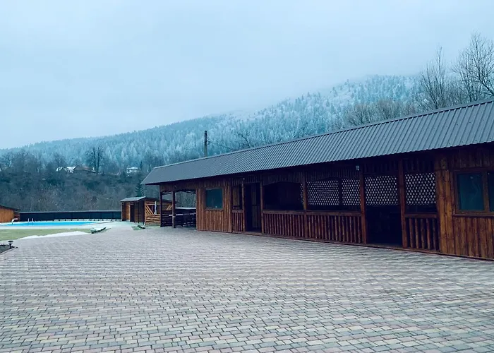 Вишиванка *