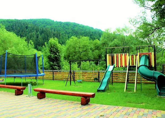 Hotel Вишиванка Deliatyn