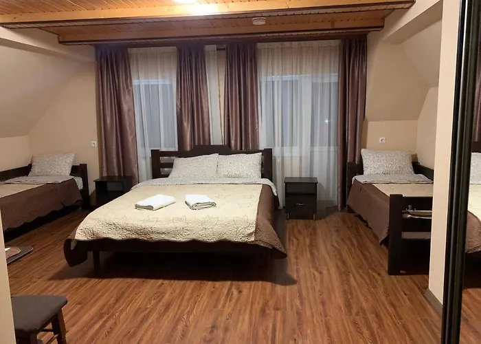 Вишиванка Hotel *