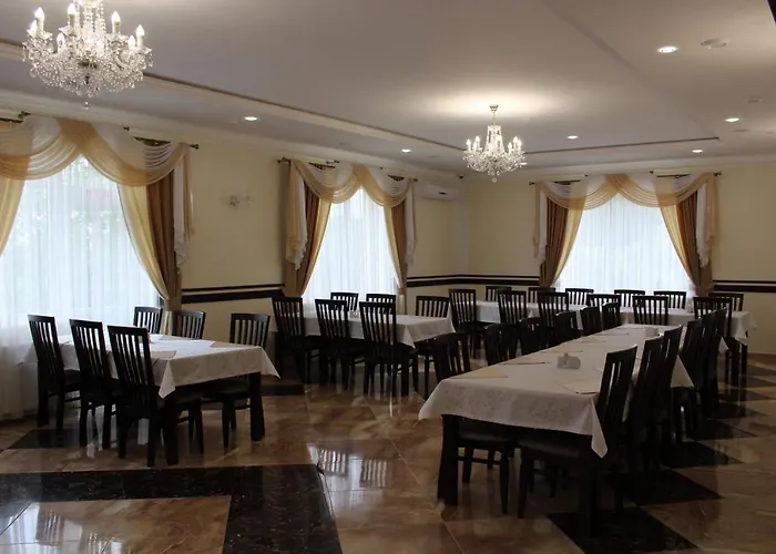 Вишиванка Hotel *